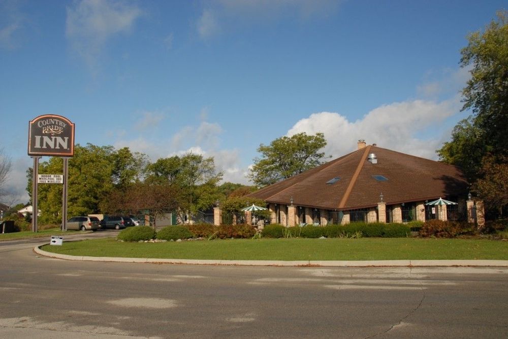 Americinn And Suites By Wyndham Delafield-Waukesha-Milwaukee Buitenkant foto