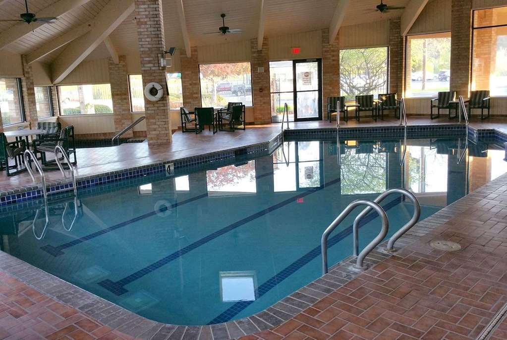 Americinn And Suites By Wyndham Delafield-Waukesha-Milwaukee Faciliteiten foto